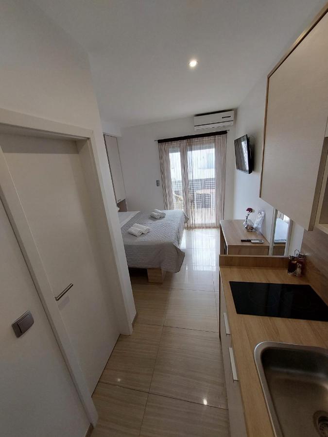 Apartmani Tropical Vodice Exterior foto